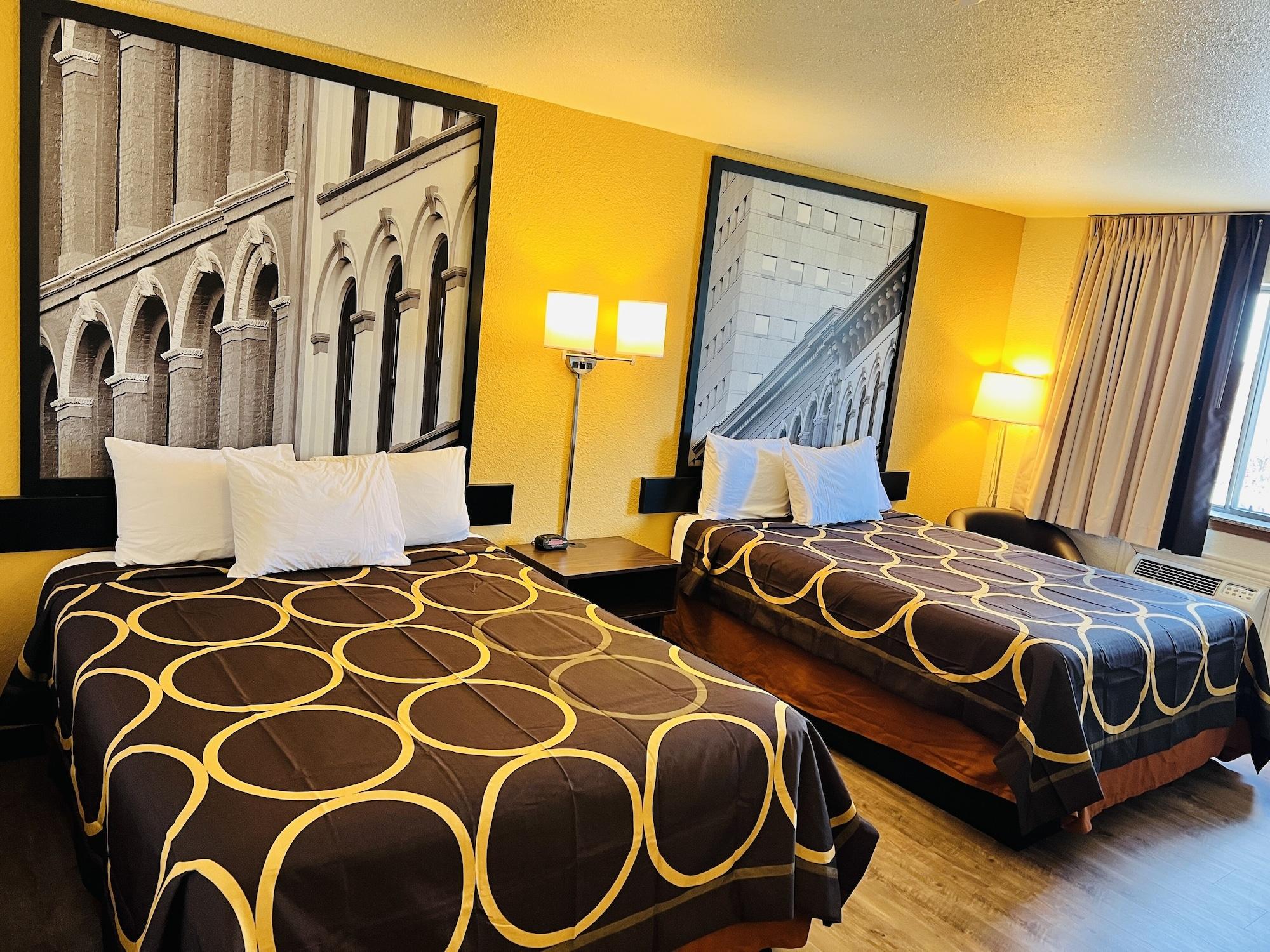 ซูเปอร์ 8 บาย วินด์แฮม เอลิซาเบททาวน์ Hotel อลิซาเบธทาวน์ ภายนอก รูปภาพ