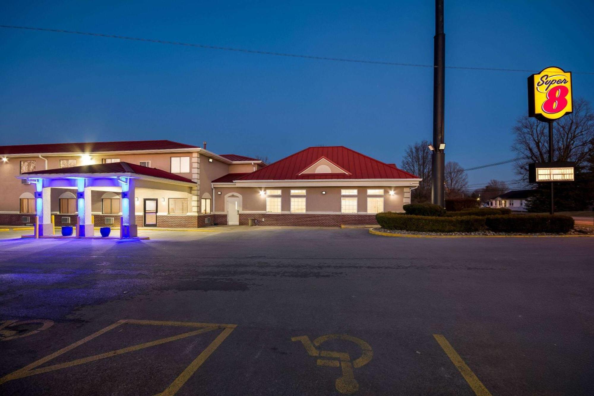 ซูเปอร์ 8 บาย วินด์แฮม เอลิซาเบททาวน์ Hotel อลิซาเบธทาวน์ ภายนอก รูปภาพ
